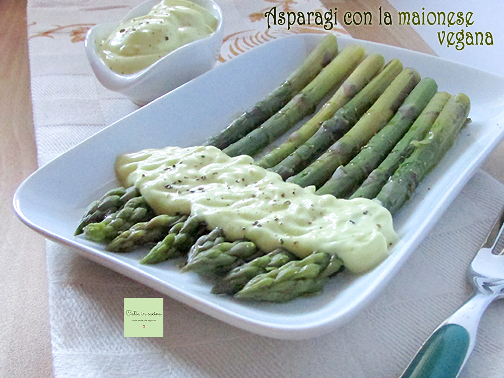 asparagus with pepper mayonnaise