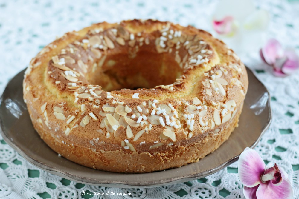 classic-lemon-ring-cake