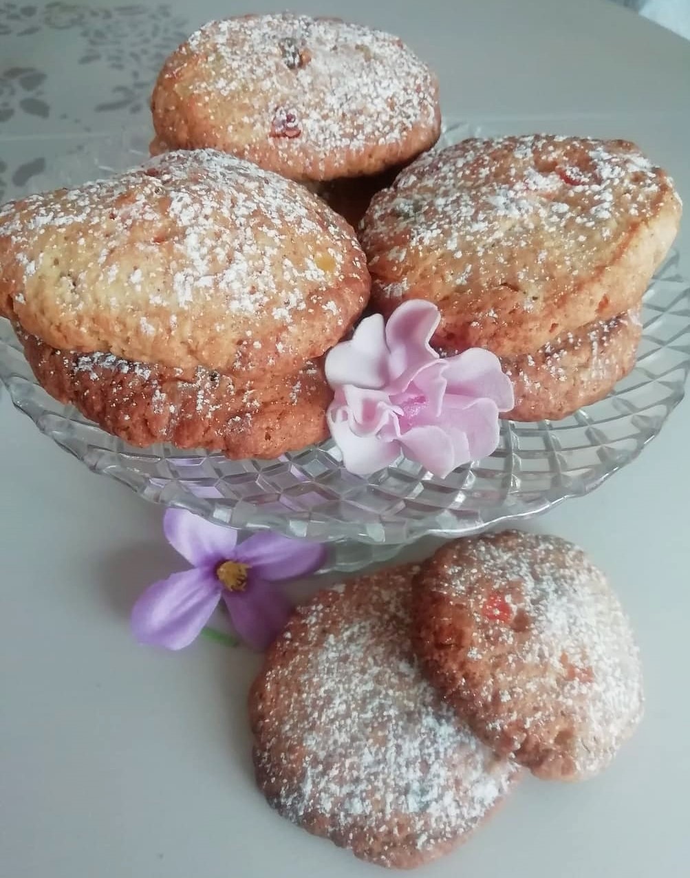 VEGAN COOKIES with exotic fruit