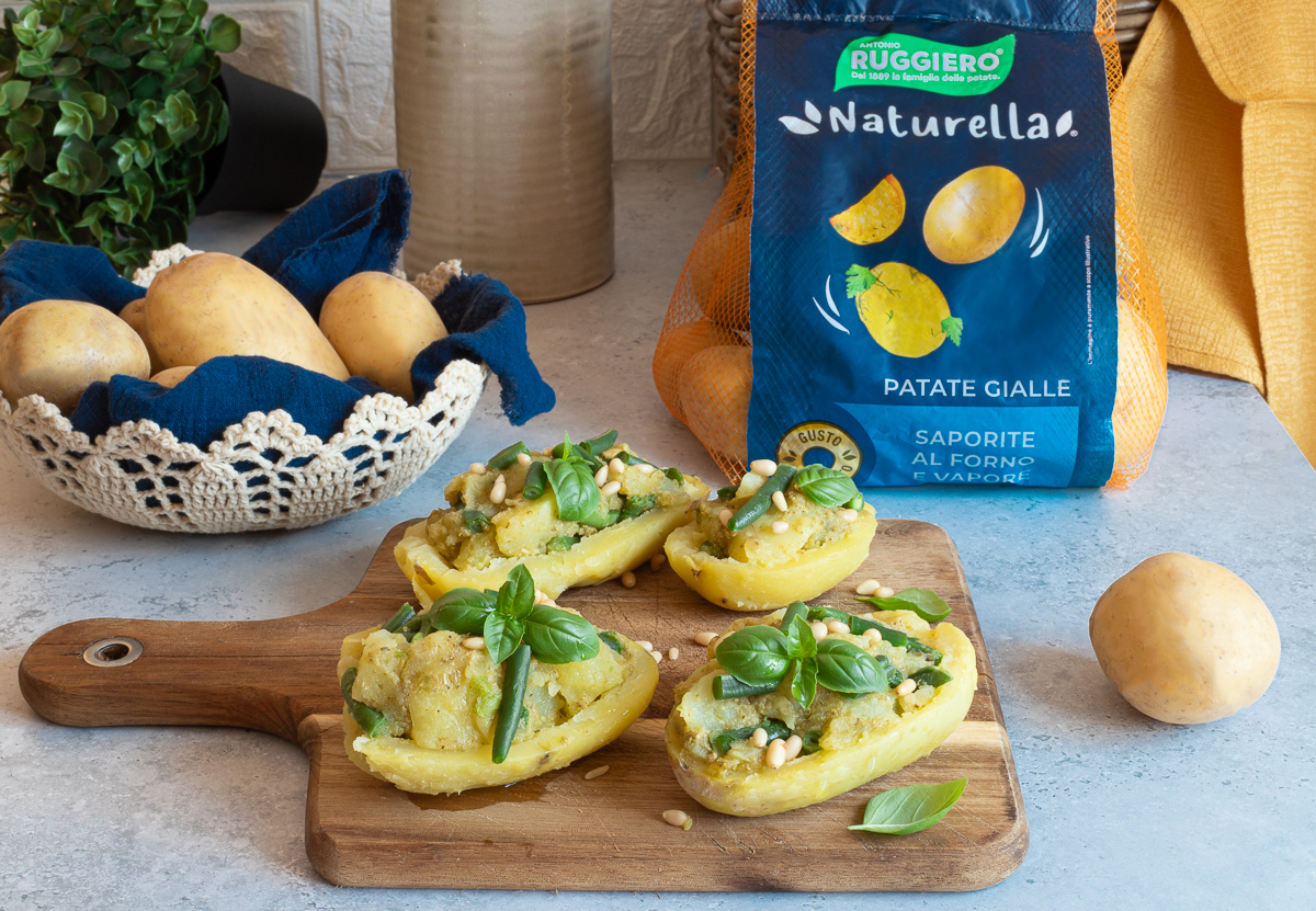 Potato Boats with Pesto and Green Beans