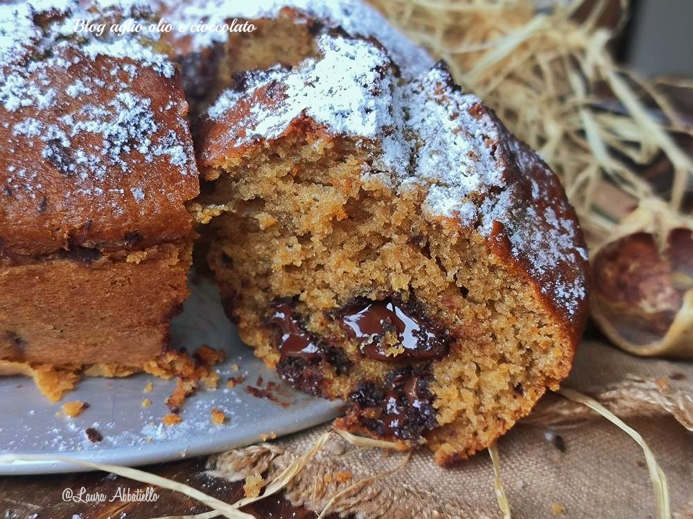 RICOTTA, CHOCOLATE AND COFFEE BUNDT CAKE: one slice and your day starts off great