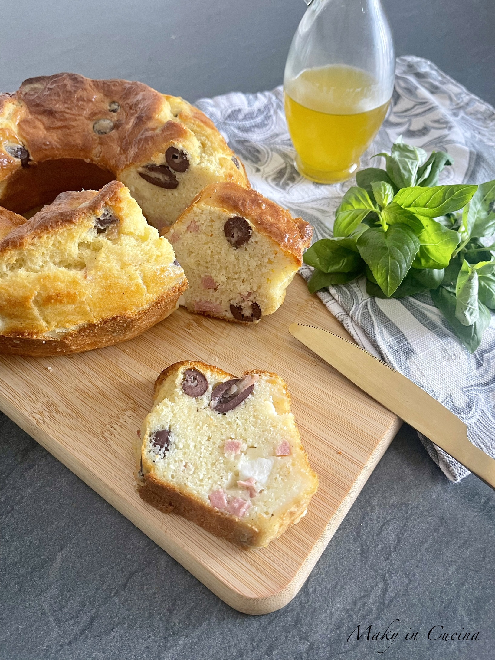 Savory Ring with Feta, Olives and Ham