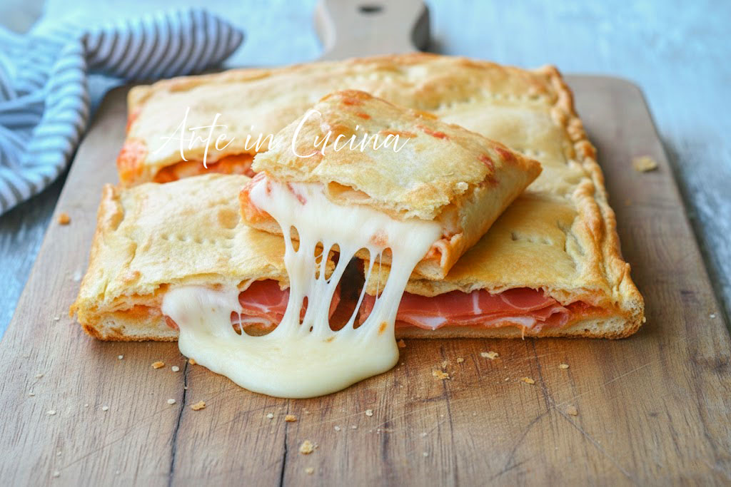 SMART RUSTIC PARIGINA with PROSCIUTTO and provola