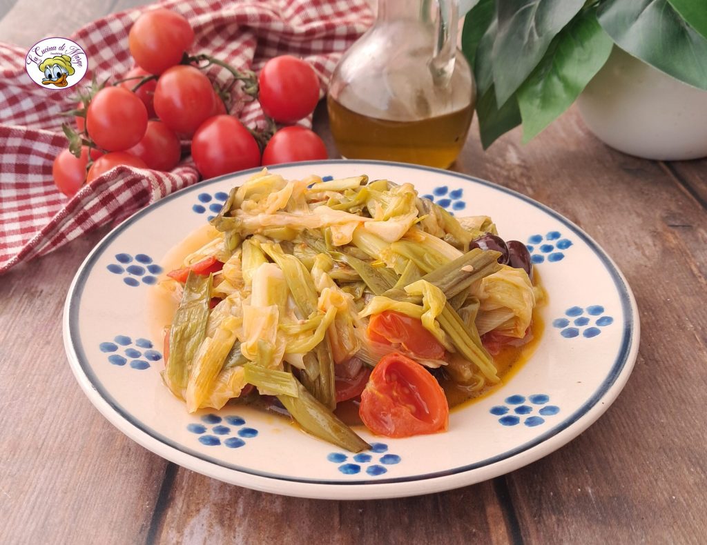 Sponsali with Cherry Tomatoes and Olives