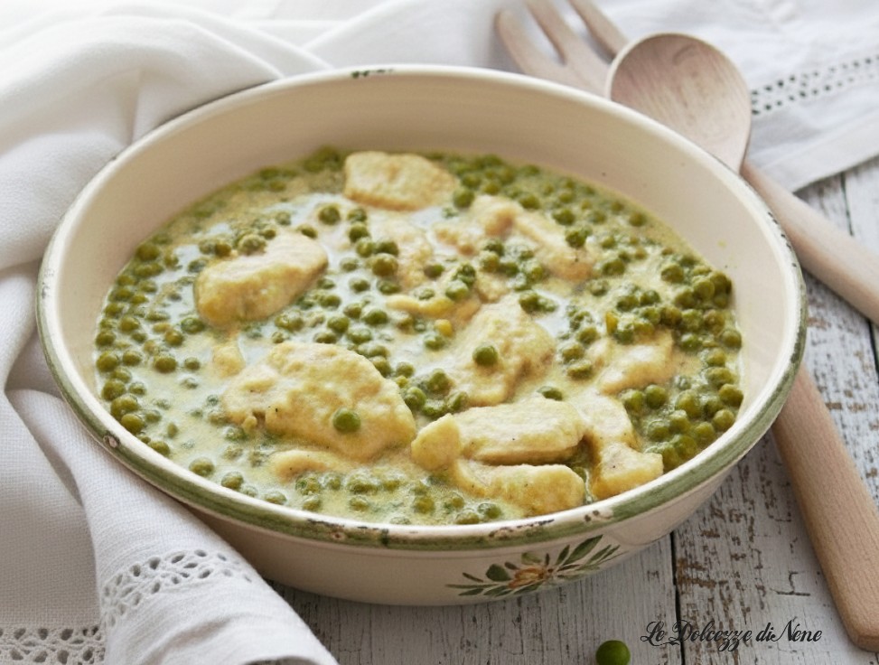 CHICKEN BREAST WITH PEAS