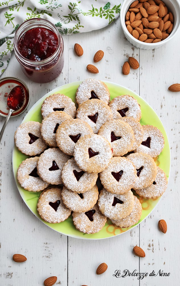 Linzer Cookies