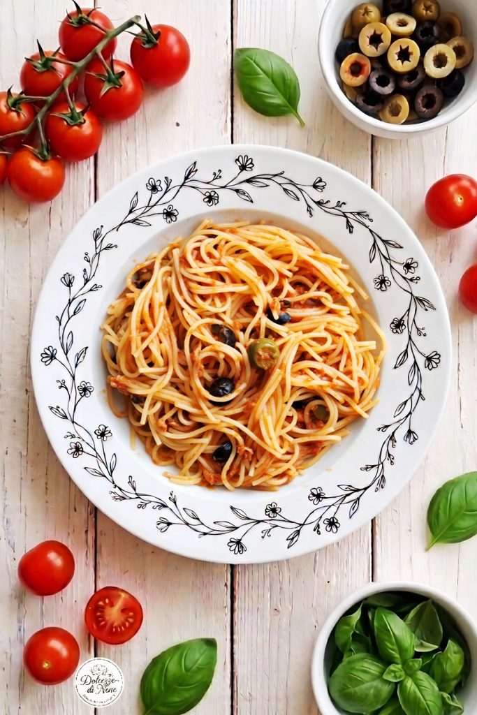 spaghetti with olives