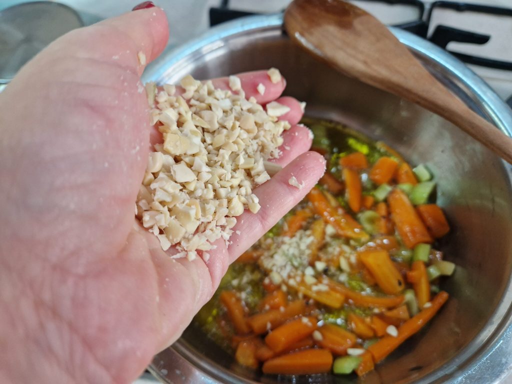 Trofie with carrot cream