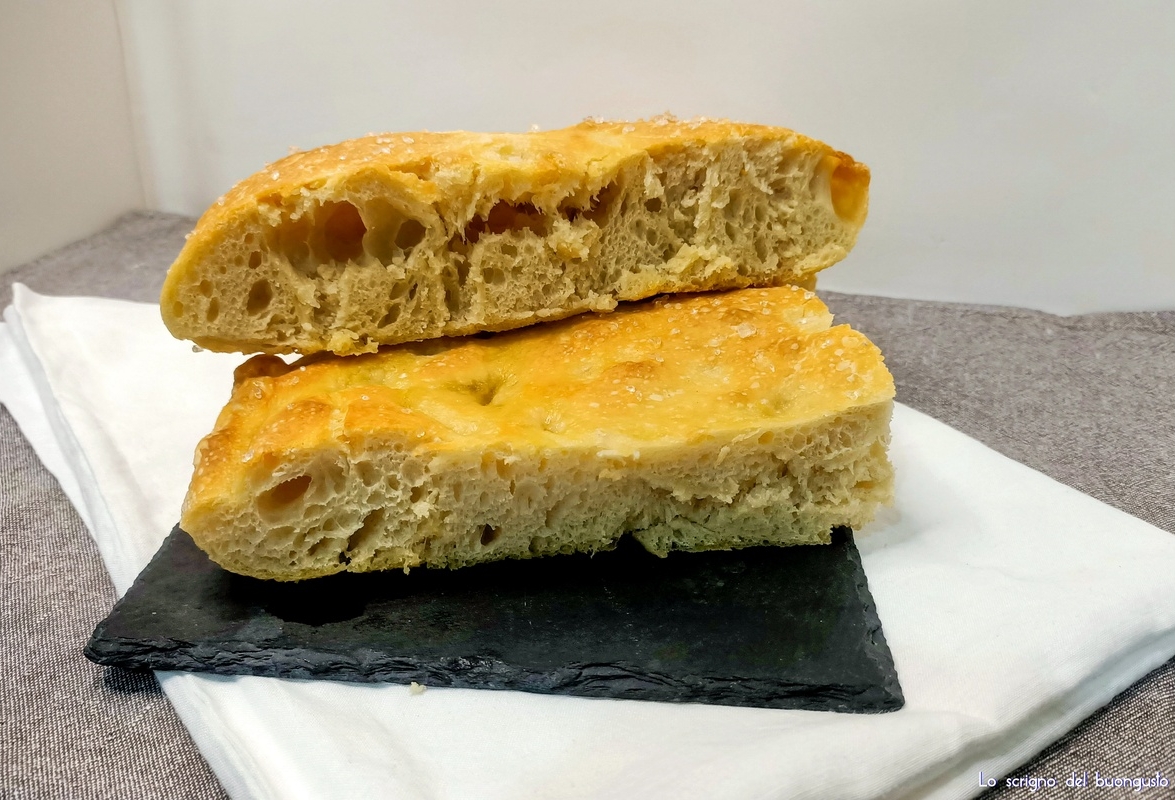 Cloud-like Focaccia with Bread Machine