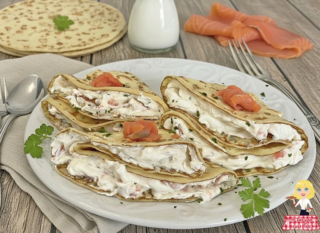SMOKED SALMON CREPES