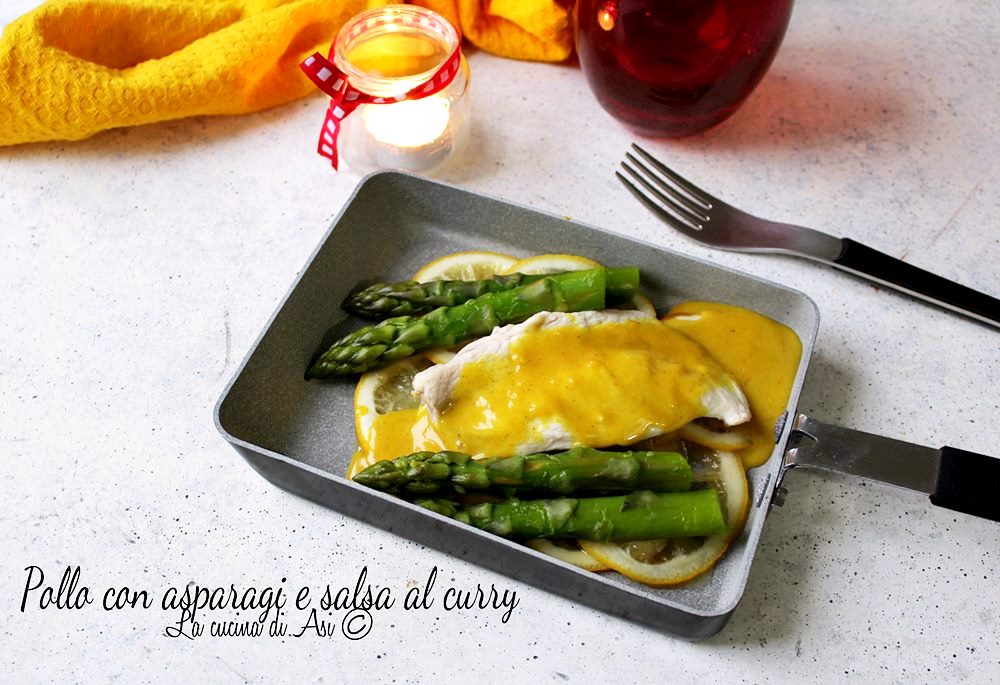 Chicken with asparagus curry sauce