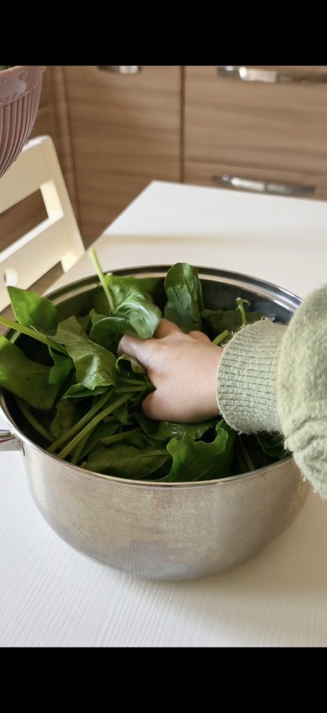 Cook the spinach