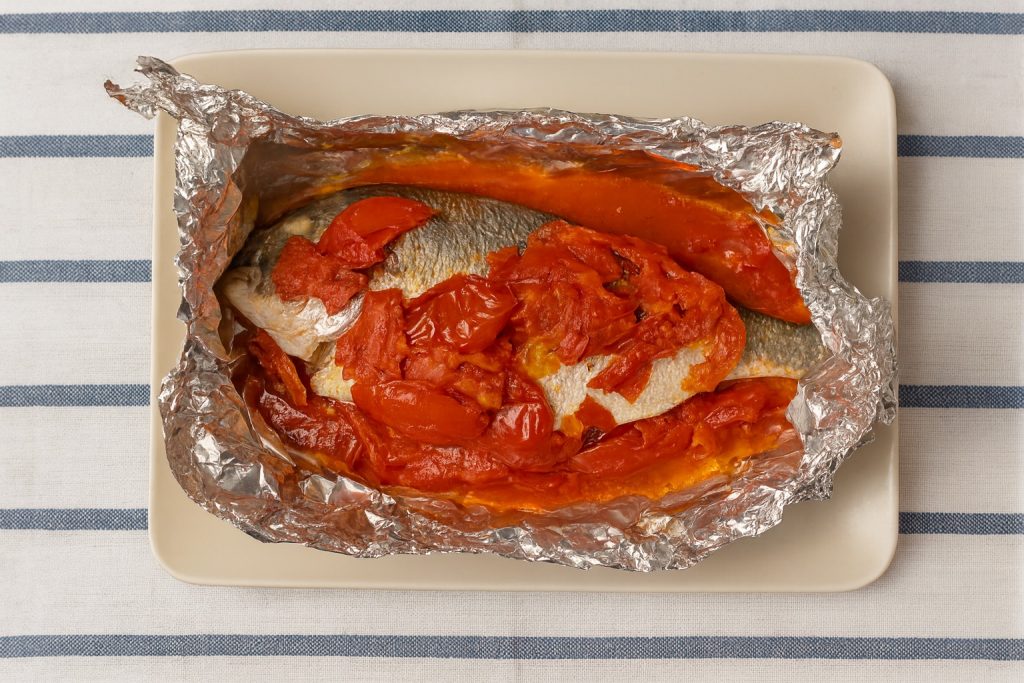 Gilthead bream in parcel with cherry tomatoes