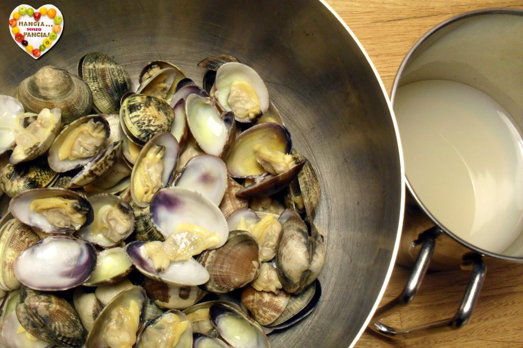 Linguine with clams and cherry tomatoes, Mangia senza Pancia