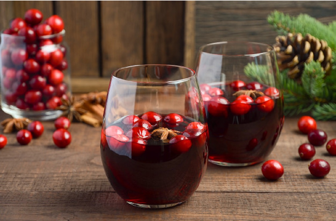 HOMEMADE VIN BRULÉ (MULLED WINE)