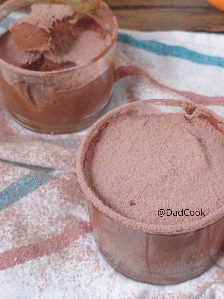 Chocolate and Orange Mousse with 2 Ingredients: the light dessert that reduces belly bloat