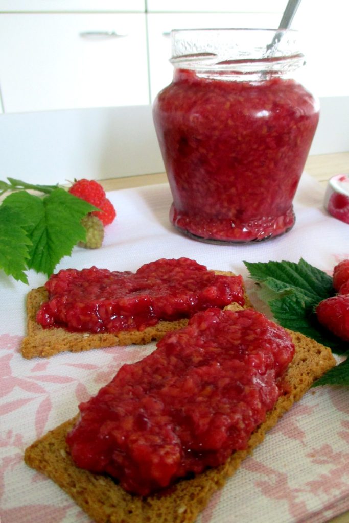 Very easy light raspberry compote, Eat Without Belly