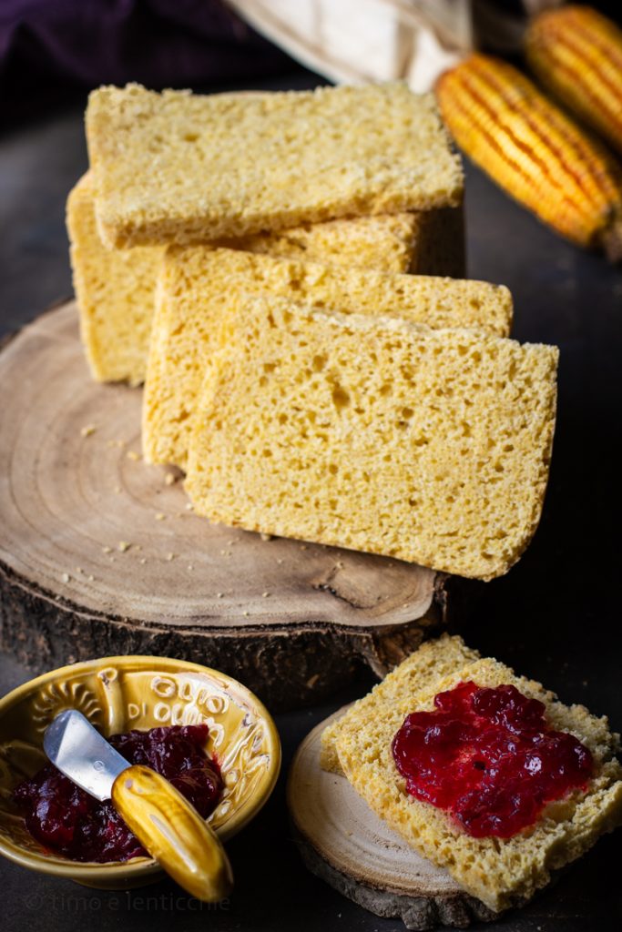 Simple corn bread