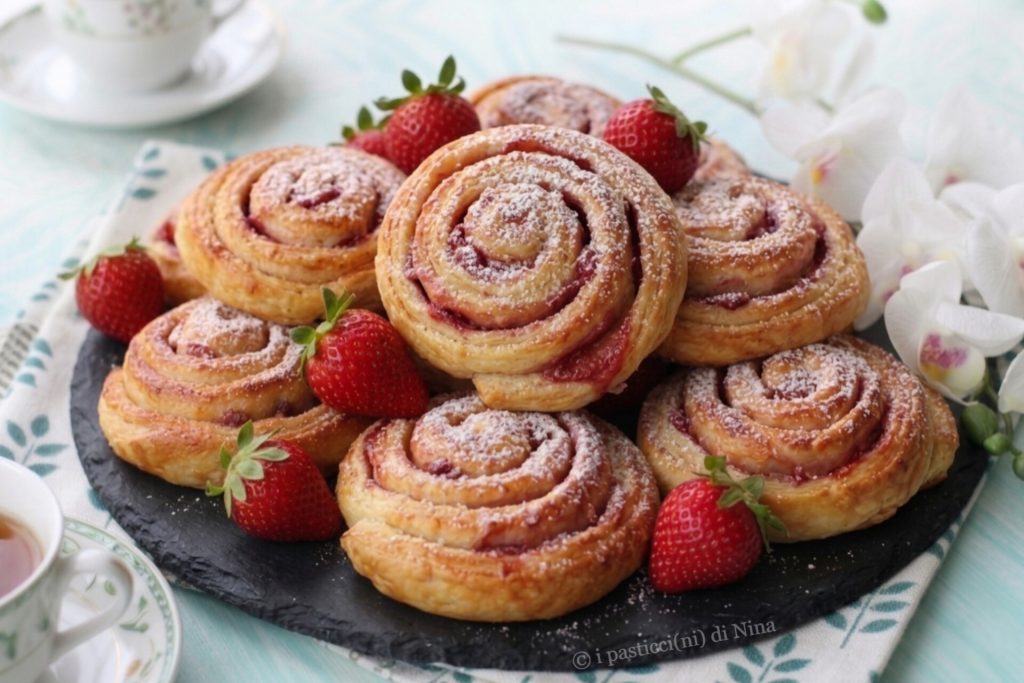 soft yogurt and strawberry snails without butter recipe i pasticcini di Nina