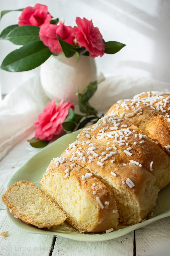 Vicenza braid (fugassa dough)