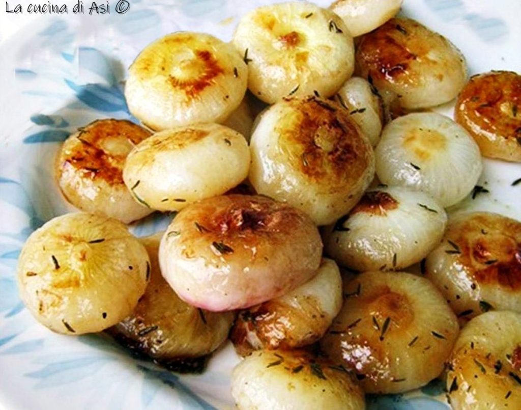 caramelized-pearl-onions-with-thyme-quick-juicy