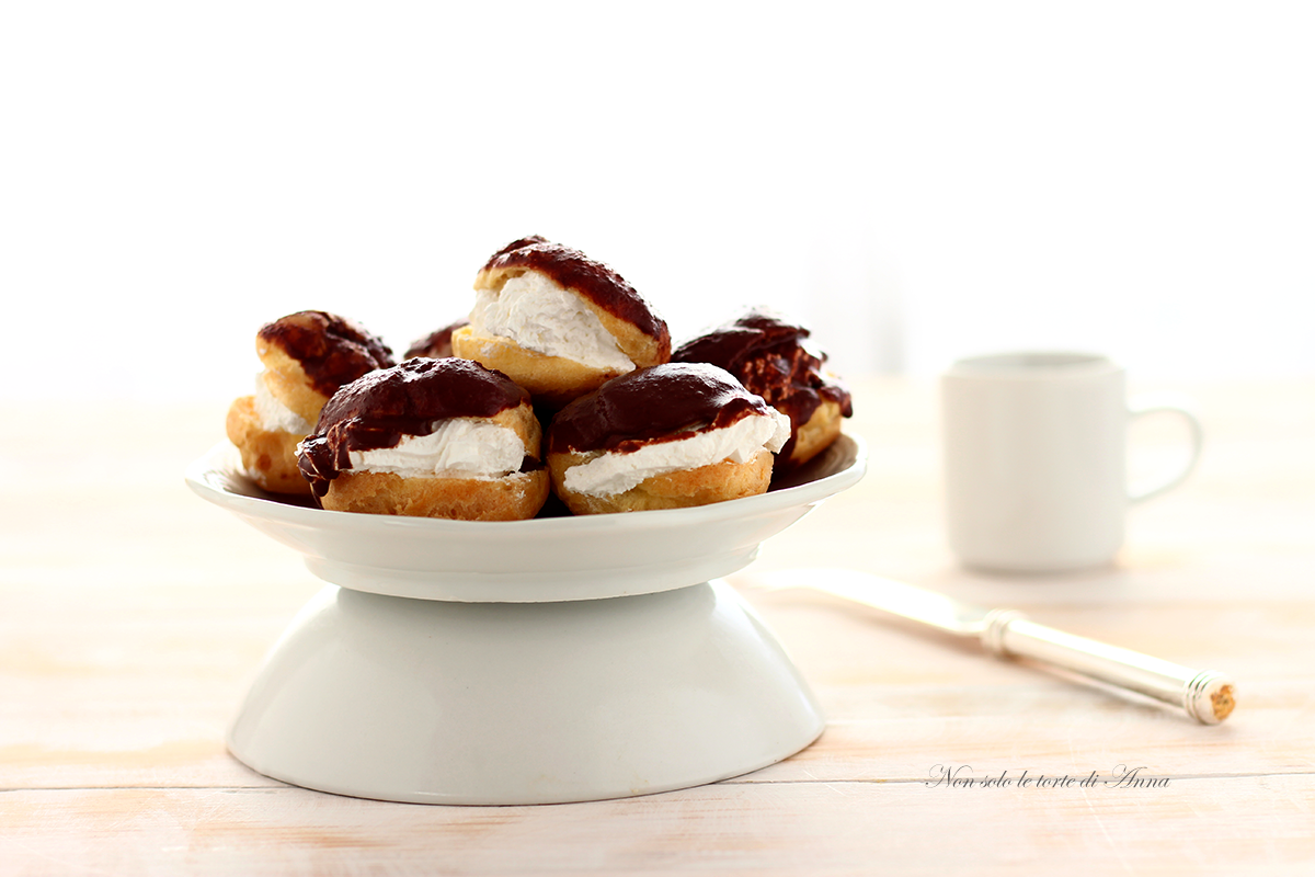 Chantilly Cream Puffs: the Classic, Soft and Indulgent Recipe