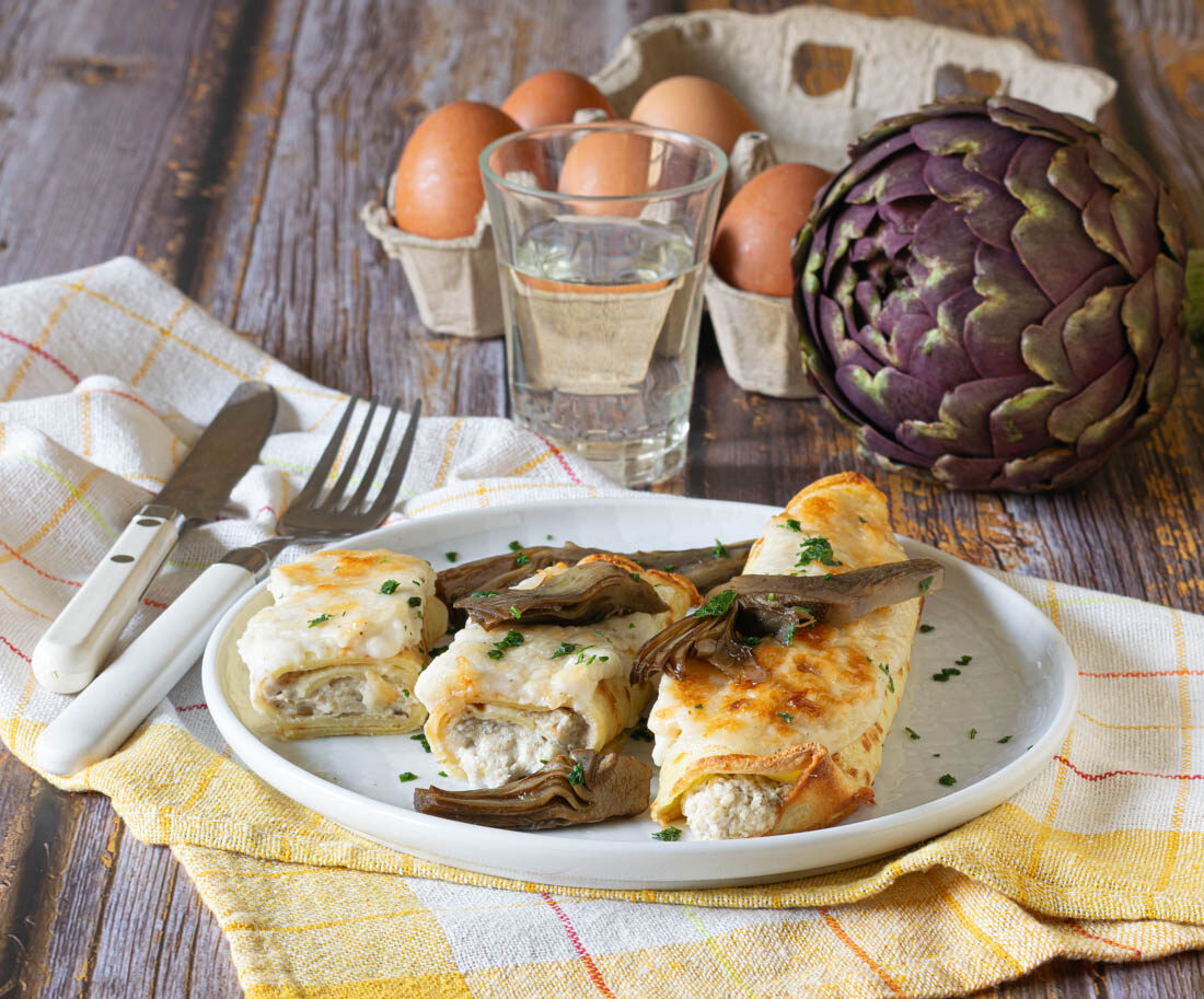 Crepes with ricotta, robiola and artichokes