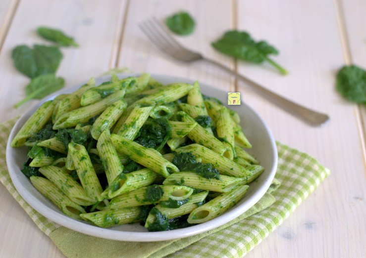 Pasta with spinach