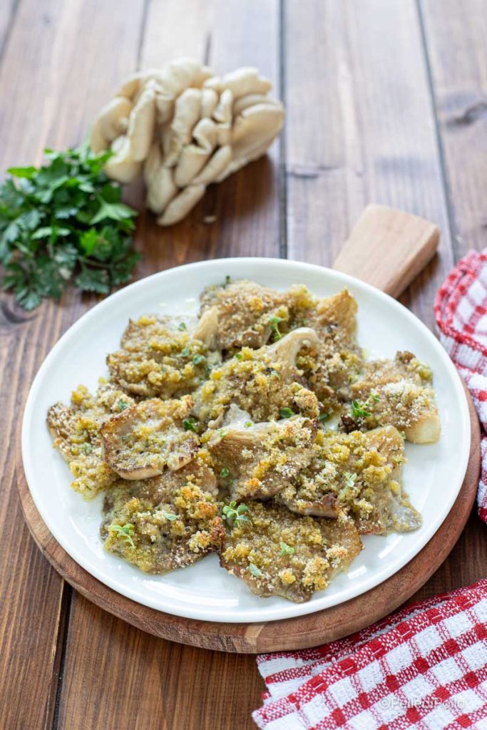 pleurotus mushrooms in the oven with breadcrumbs