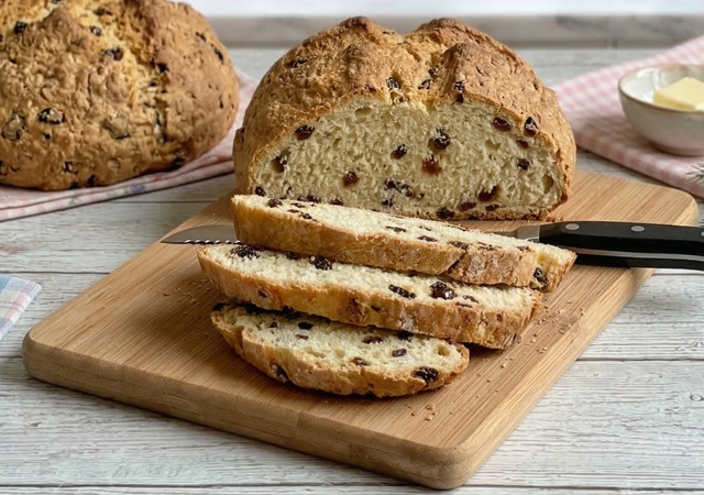 Soda Bread: the quick Irish bread recipe without yeast