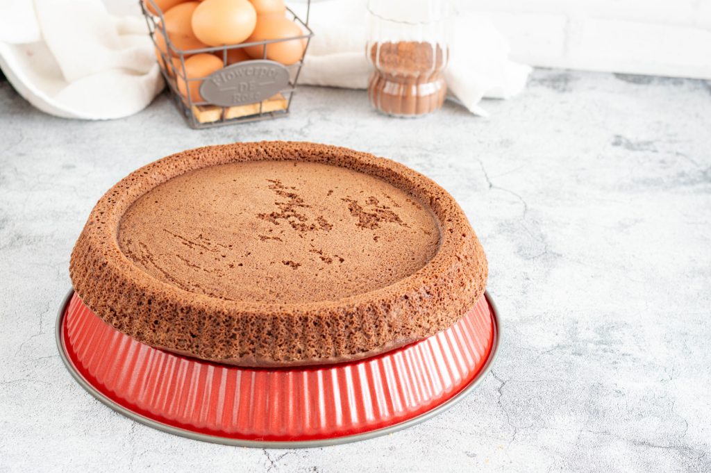 soft cocoa tart base (gluten-free) baked in the furbo pan