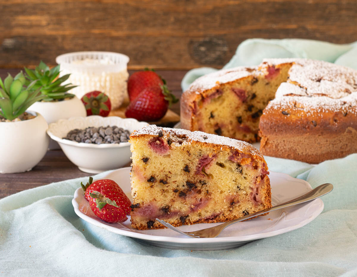 Strawberry, Ricotta and Chocolate Cake