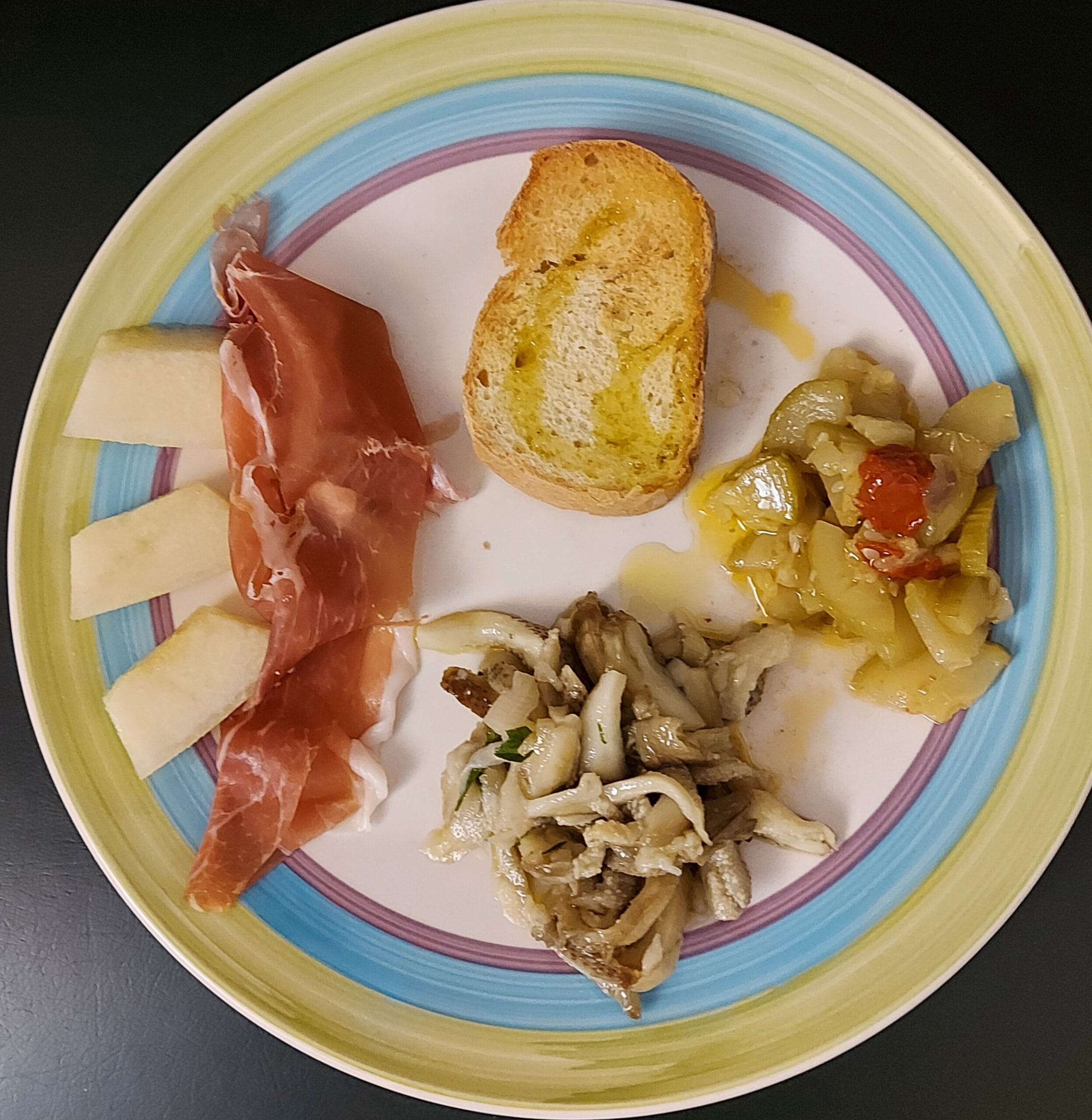 Vorspeise mit Auberginen und Zucchini