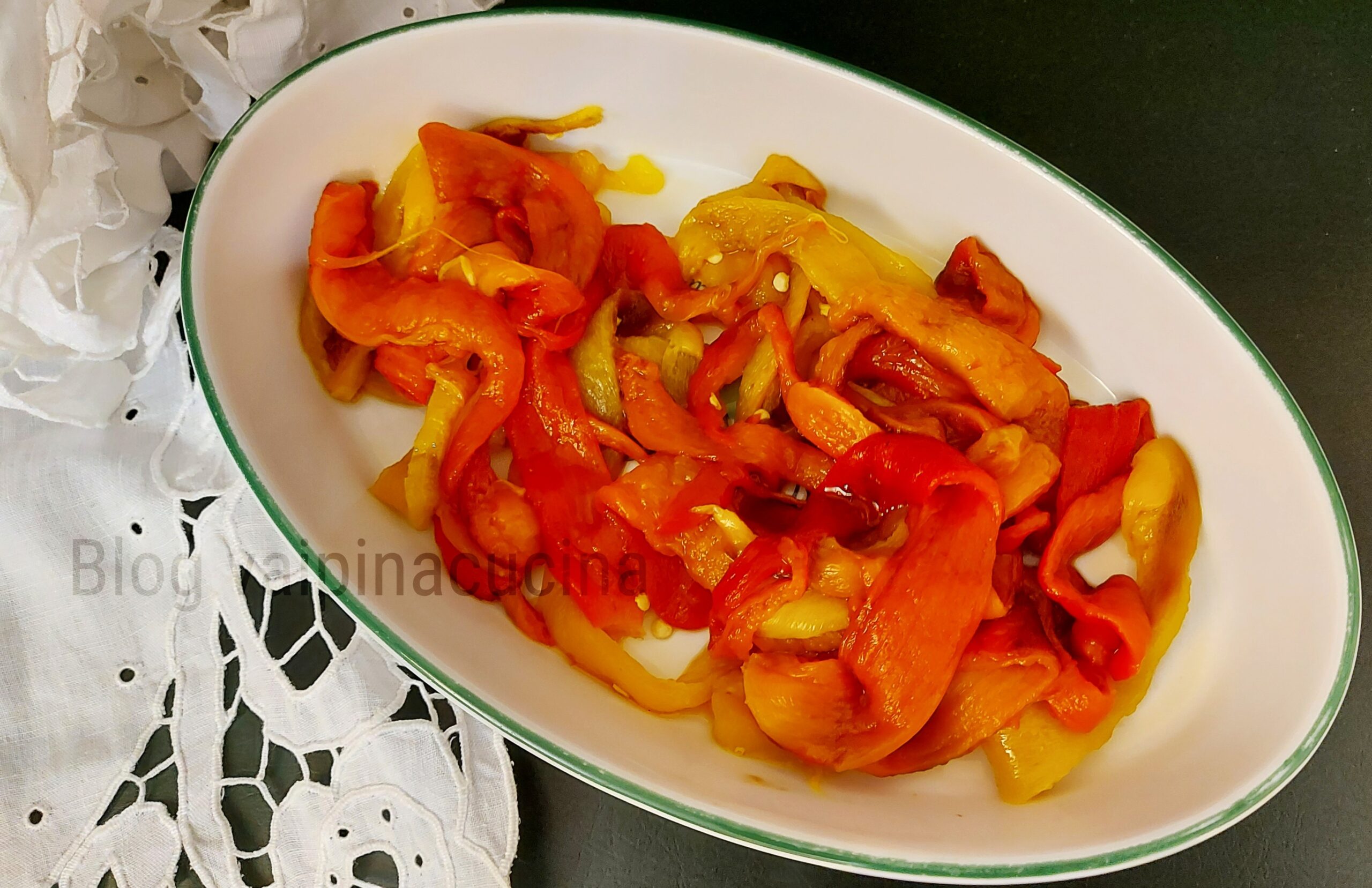 Geröstete Paprika in der Heißluftfritteuse