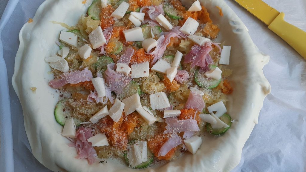 Blätterteig-Gemüsetorte mit Schinken
