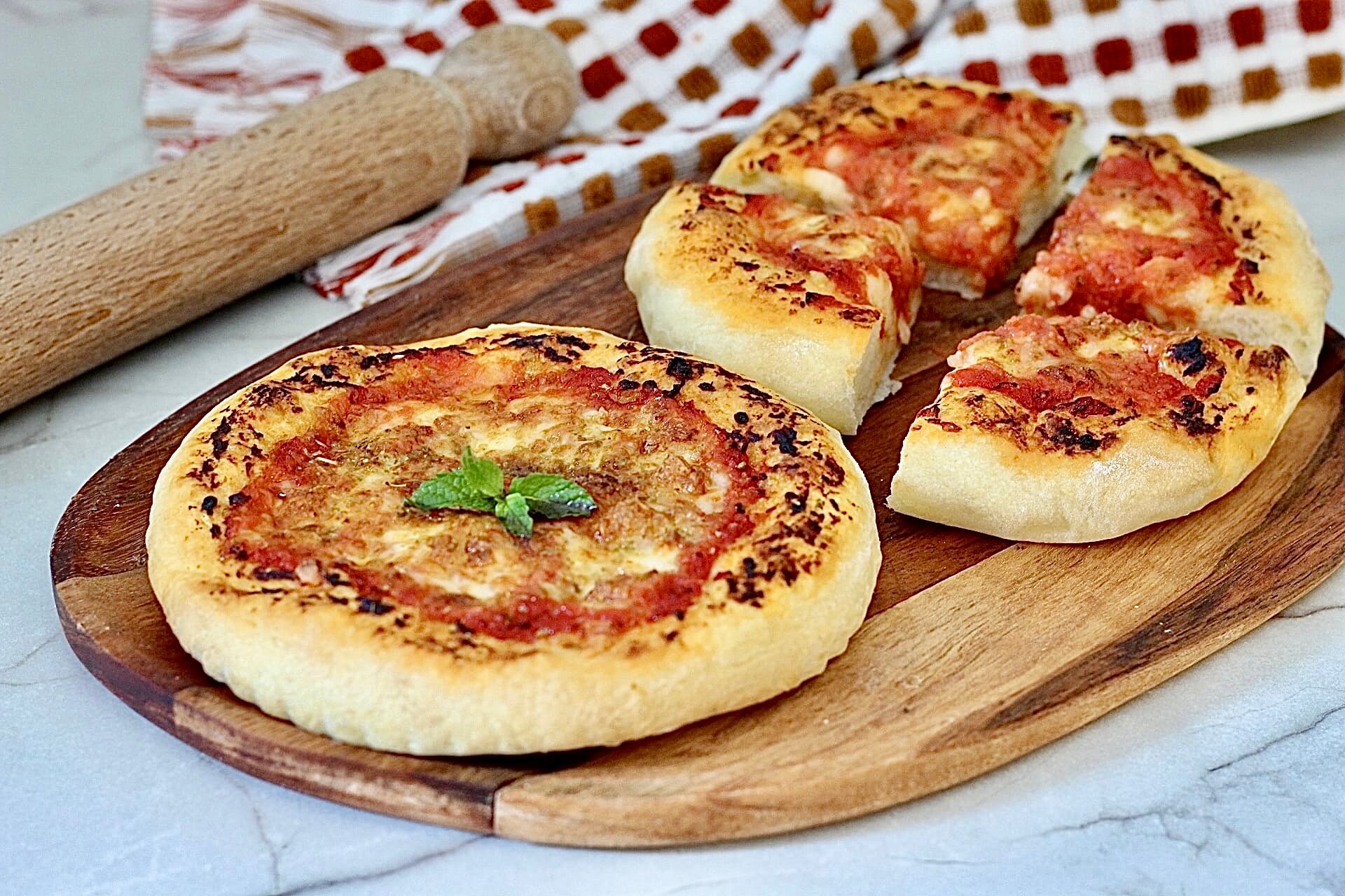 Pizza in der Heißluftfritteuse, Rezept für eine perfekte Zubereitung
