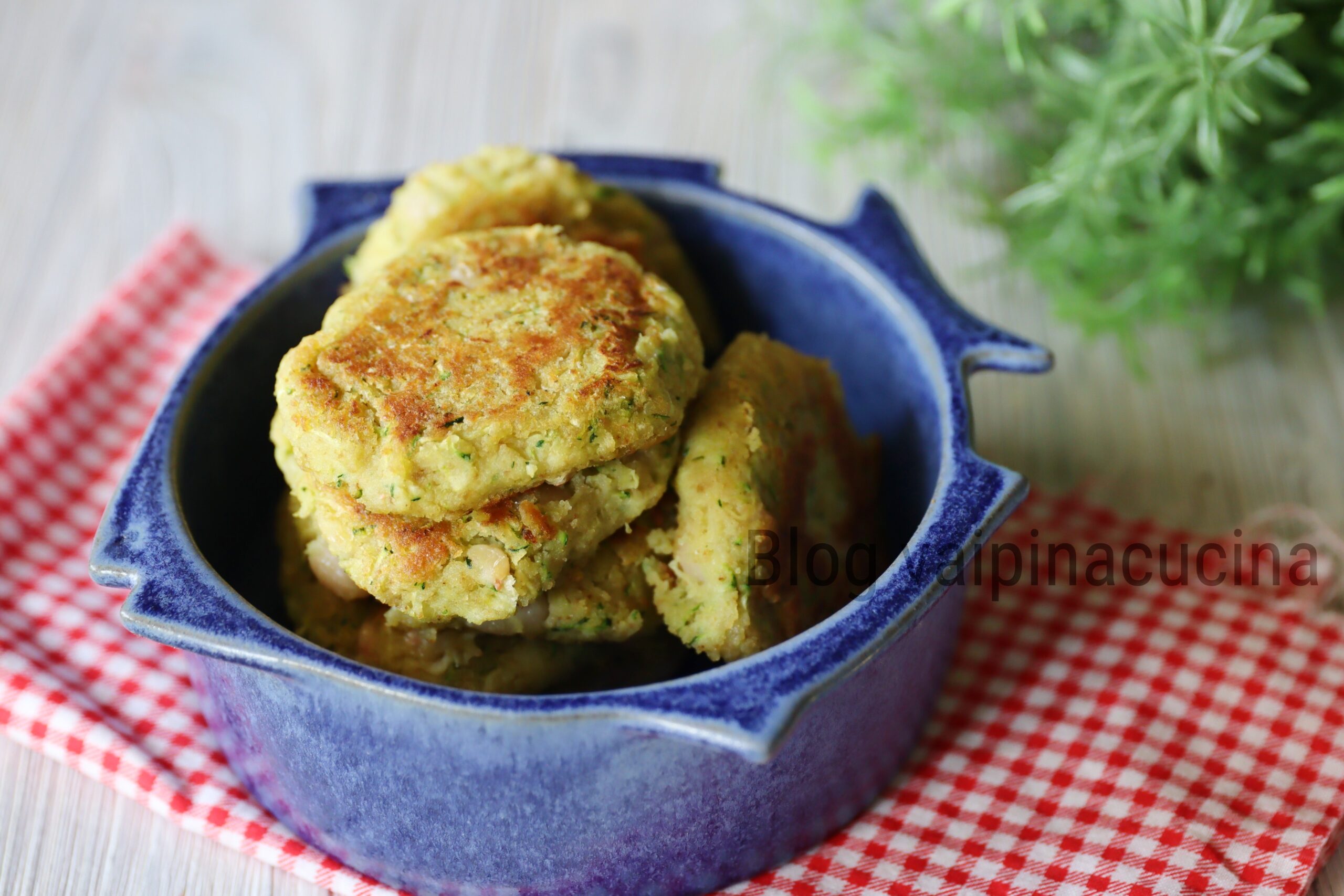 Cannellini- und Zucchini-Pfannkuchen