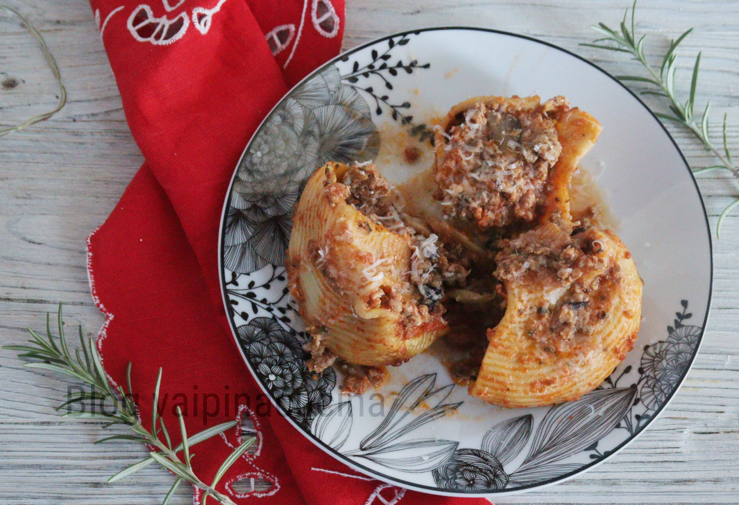 Gefüllte Conchiglioni Pasta