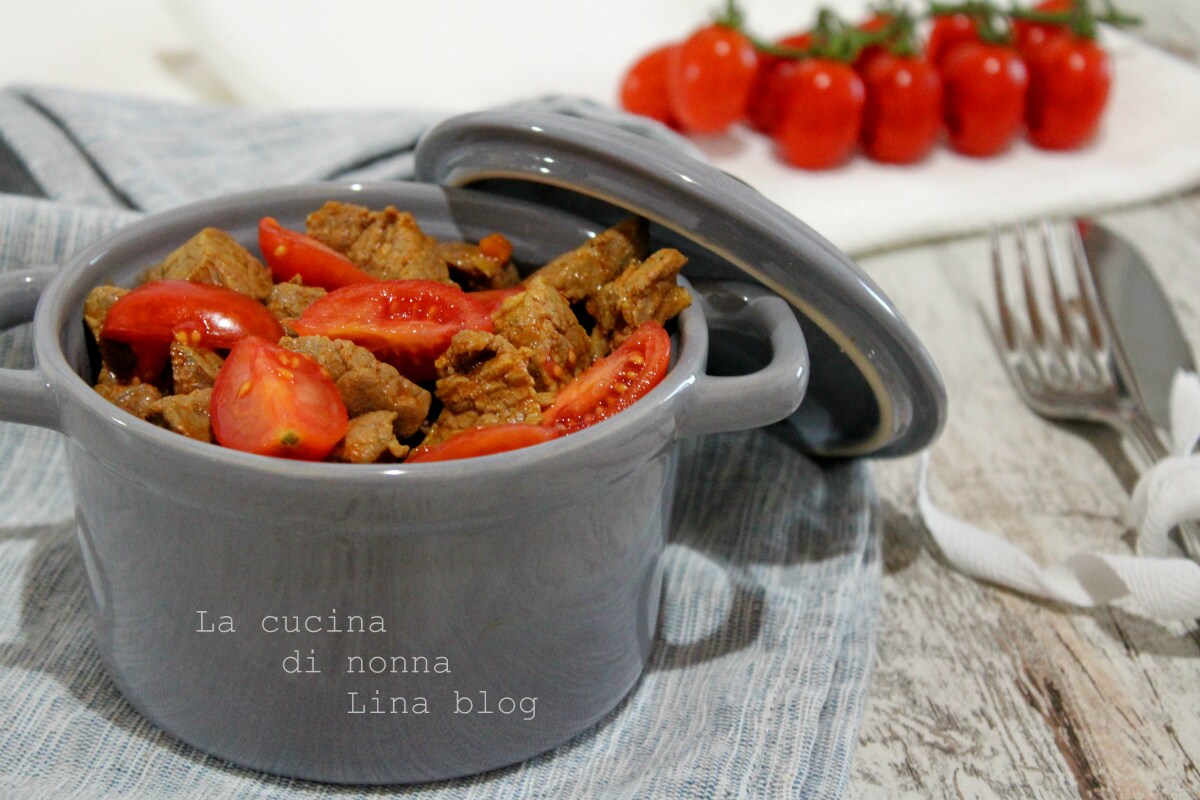 Omas Linas Gulasch