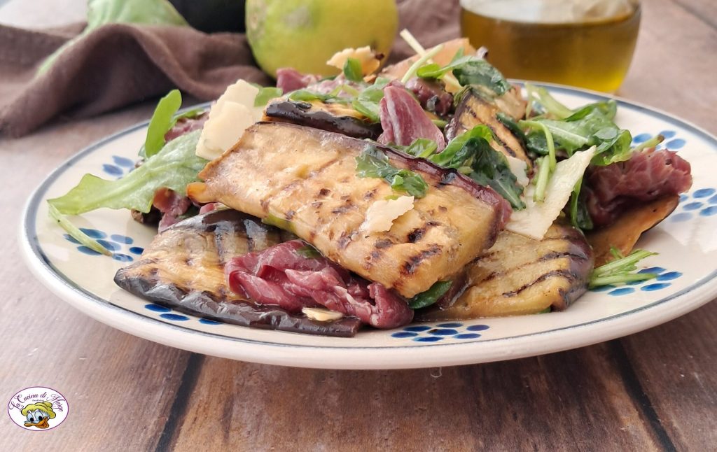 Auberginen- und Bresaola-Salat