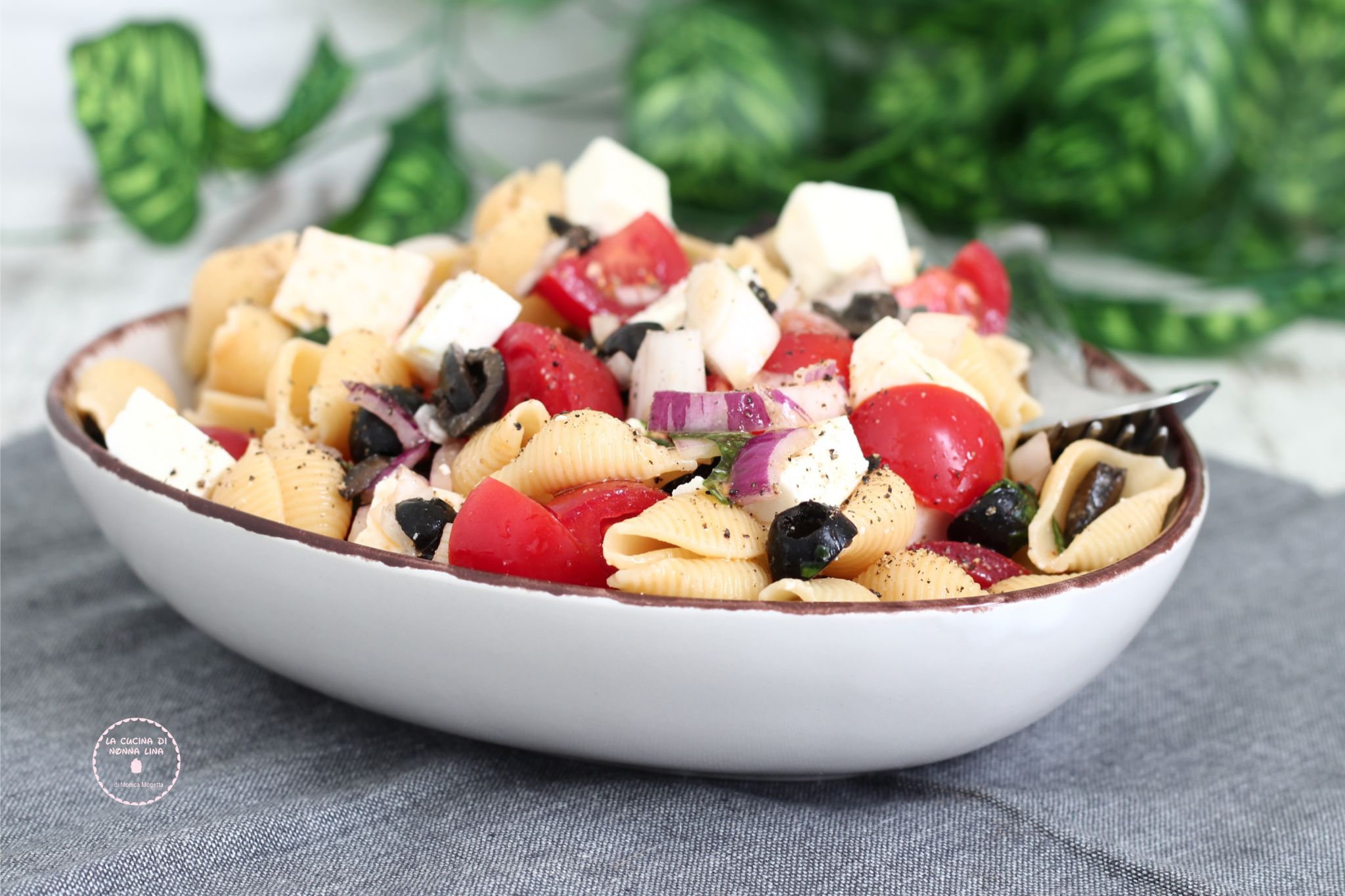 Griechischer Nudelsalat