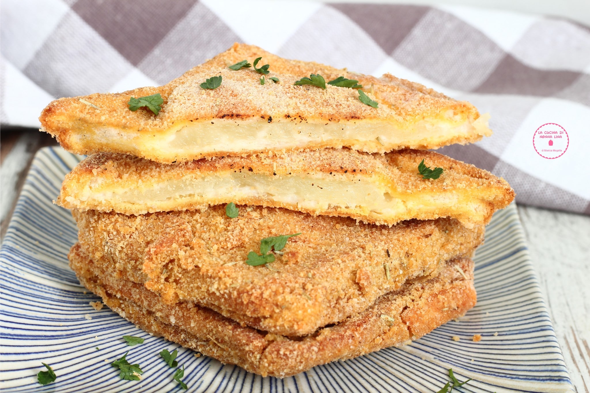 Mozzarella in carrozza im Ofen