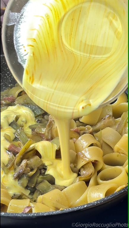 pasta mit Artischocken und Speck