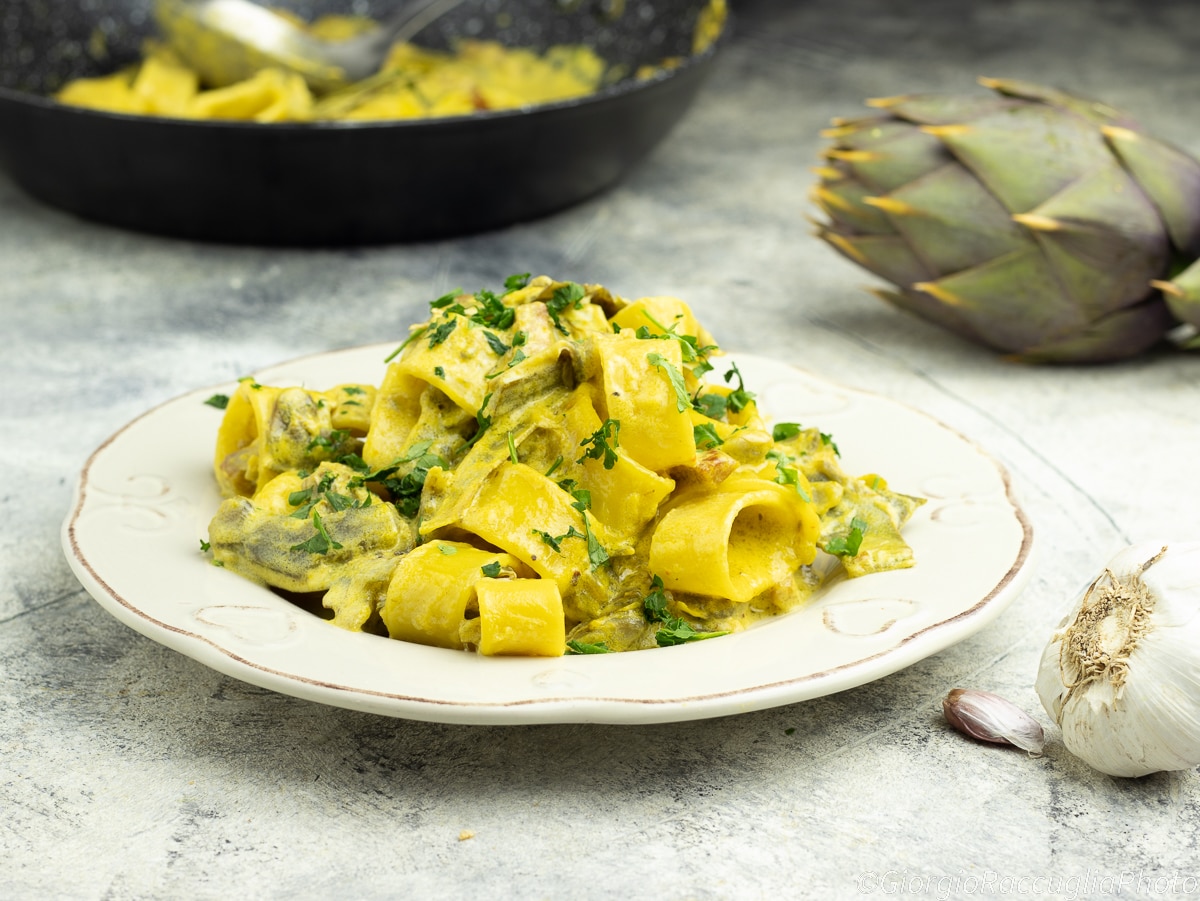 Pasta mit Artischocken und Speck