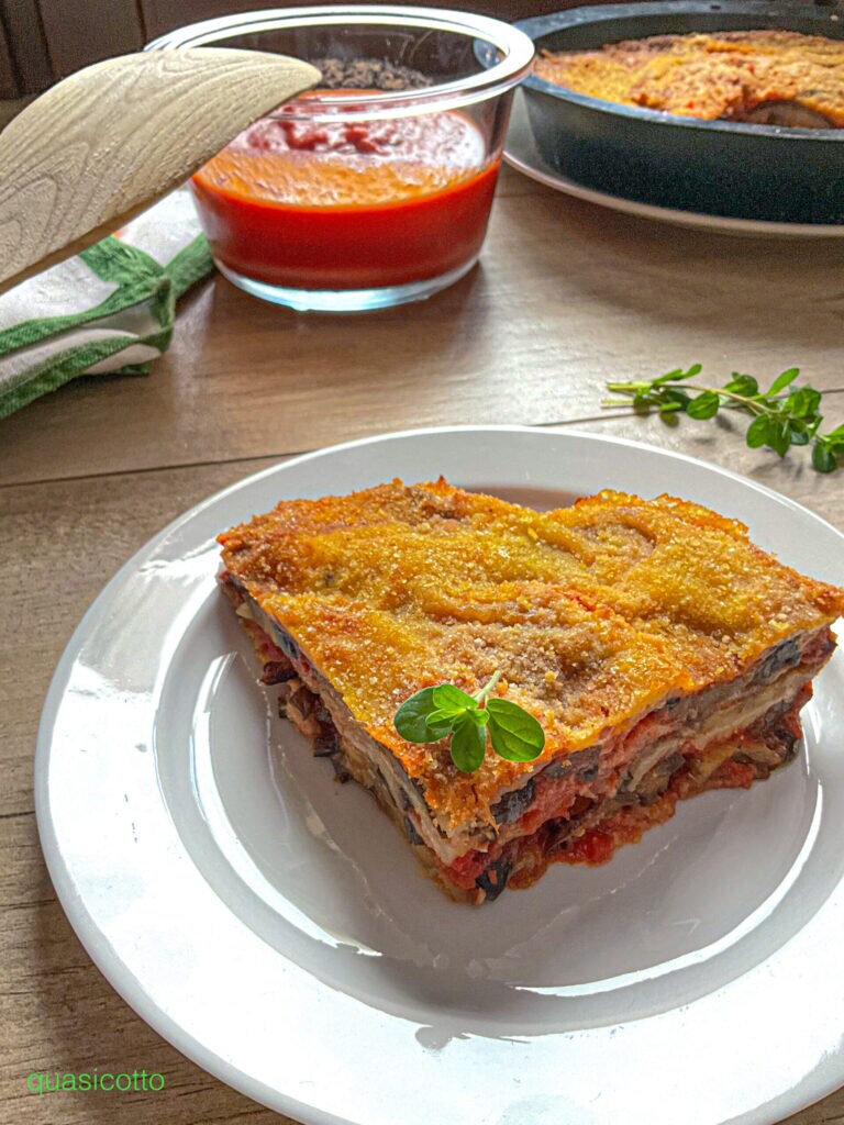 Auberginen-Parmigiana mit der Heißluftfritteuse.