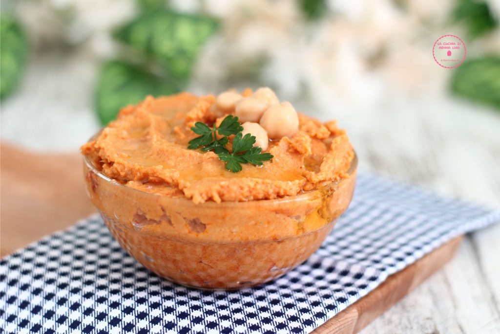 Kichererbsencreme mit Paprika