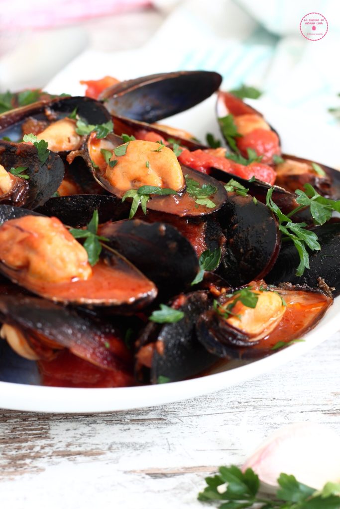 Miesmuscheln in Tomatensauce