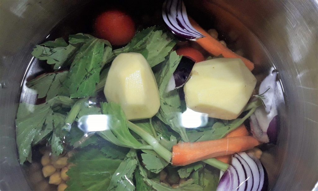 Kichererbsen und Basmatireis mit Curry