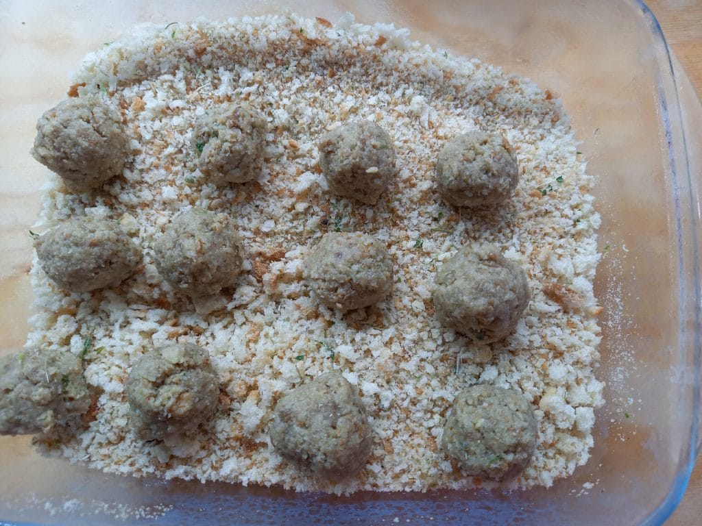 Linsenbällchen in sizilianischer Tomatensoße