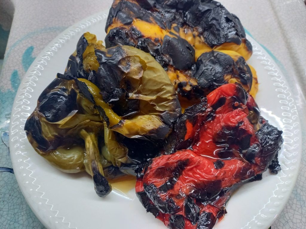 Wie man Paprika richtig grillt